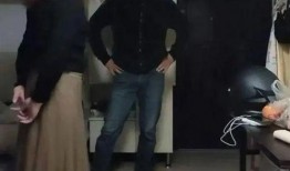 红大爷男扮女装视频无删减,一场跨越性别的时尚秀